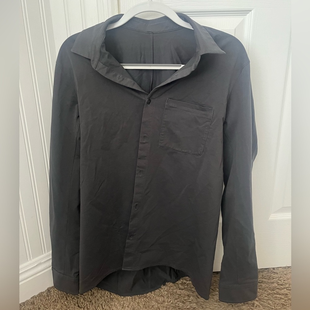 Men’s Lululemon New Venture Grey Button Down